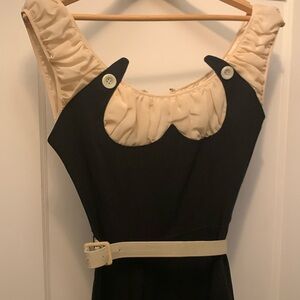 Bettie Page Cute Cocktail Knee length dress by Bettie Page, size Medium (6)